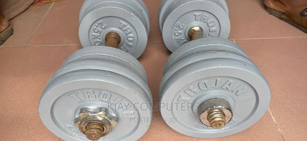 Pair of 20kg Dumbbells · Photo 3