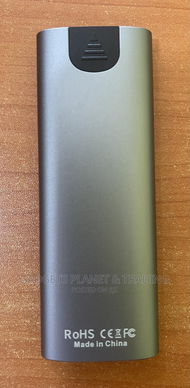 M2 (Ngff Nvme) to USB 3.1 SSD 2 in 1 Enclosure · Photo 4