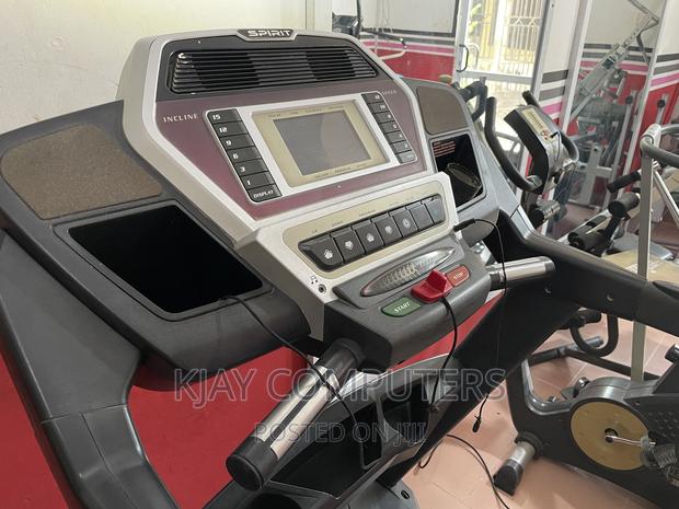 Spirit 7600 Industrial Treadmill