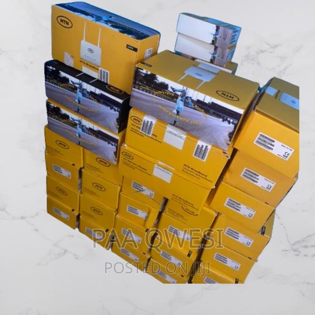 4G Broadband Router · Photo 1