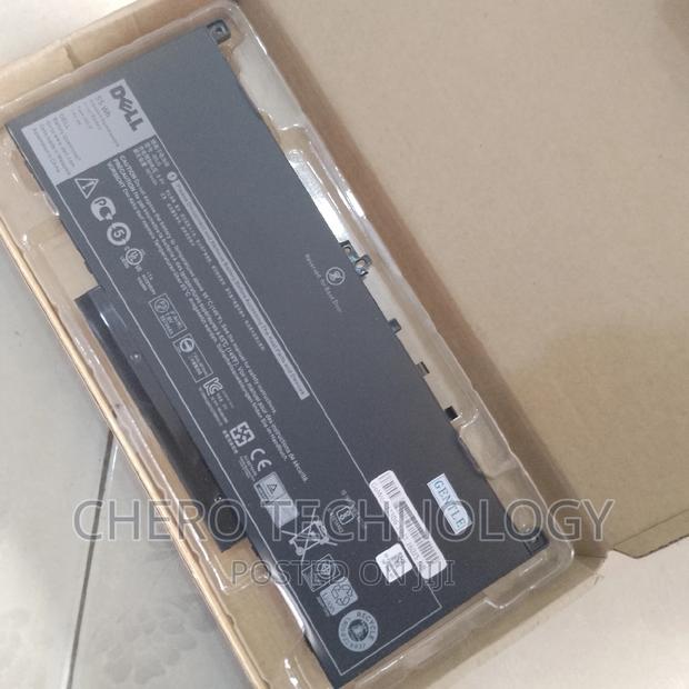 Inbuilt Laptop Batteries · Photo 6