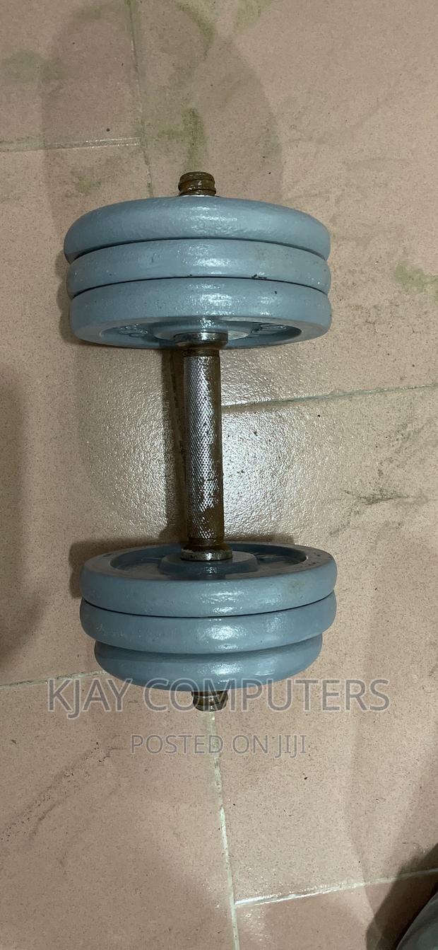 15 Kg Single Carbon Steel Dumbbell · Photo 2