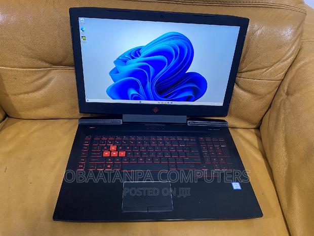 Laptop HP Omen 17t 8GB Intel Core I7 SSD 256GB · Photo 1