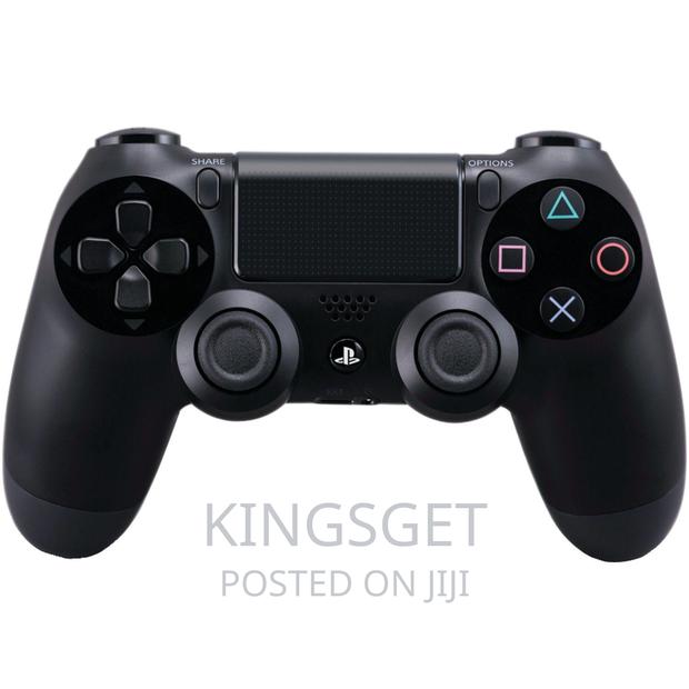 Playstation PS4 Controller · Photo 4