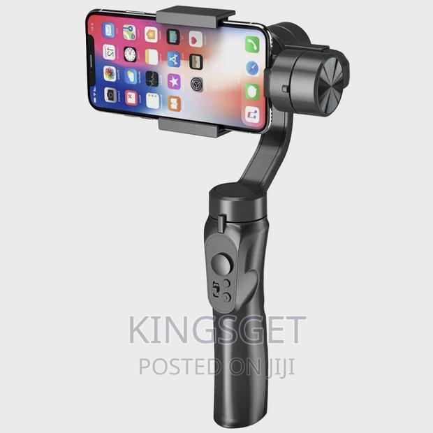 3-axis Gimbal Stabilizer For Phones · Photo 1