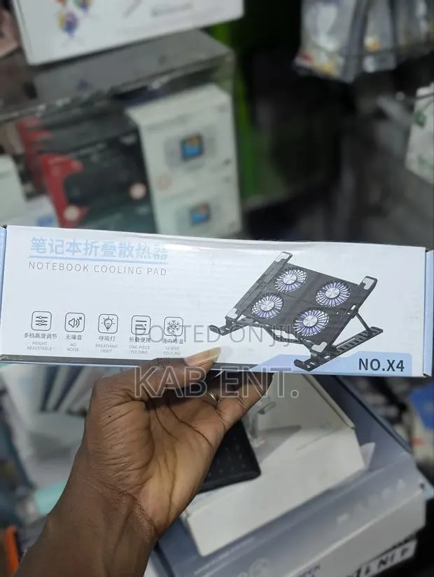 Notebook Folding Cooling Pad With Fan · Photo 1