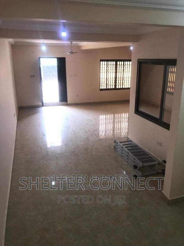3bdrm Duplex in Abokobi for sale · Photo 3