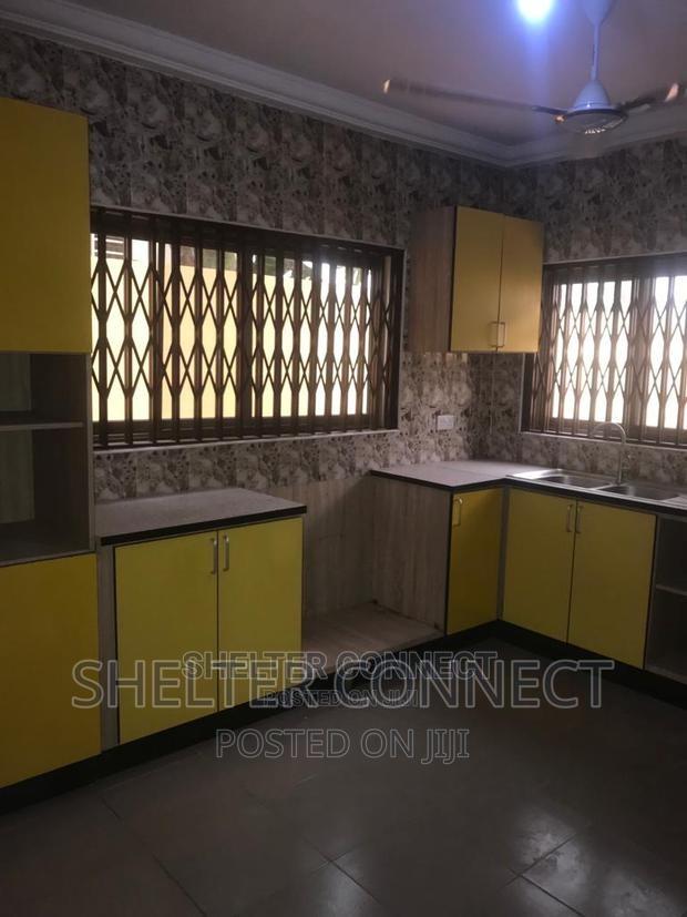 3bdrm Duplex in Abokobi for sale · Photo 8
