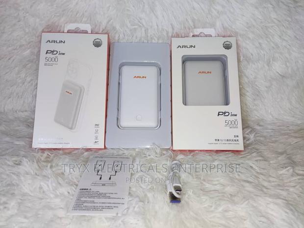 5,000mah Wireless Power Bank Arun Wx01 (White) · Photo 2