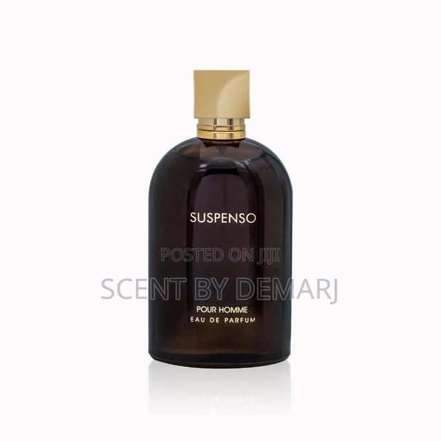 Suspenso Perfume · Photo 2