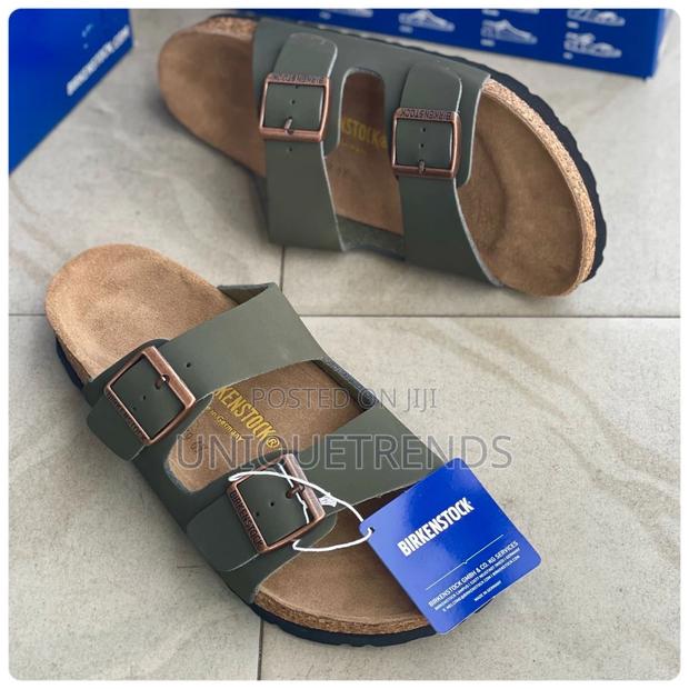 High Quality Birkenstock Sandals · Photo 7