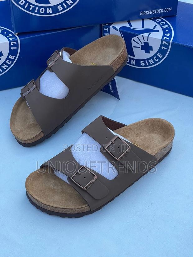 High Quality Birkenstock Sandals · Photo 3