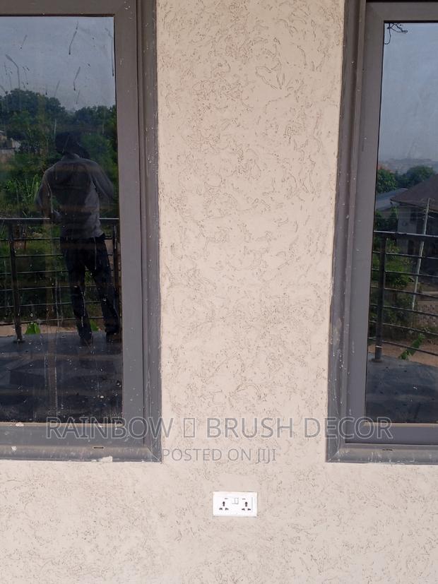 Wall Dumpness Doctor. (Graffiato Paint) · Photo 4