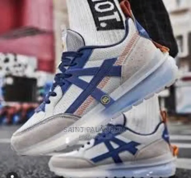 Adidas Sneaker · Photo 1