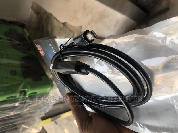 Mini Display Port to HDMI Cable · Photo 4