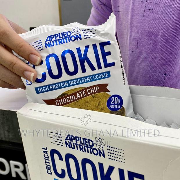Applied Nutrition Critical Cookie High Protein Bar Biscuits · Photo 1