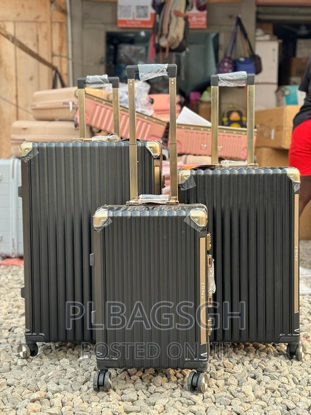 Zipless Trolling Traveling Luxurious Luggage at Plbagsgh · Photo 2