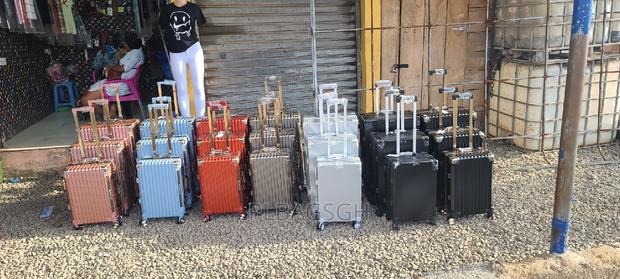 Zipless Trolling Traveling Luxurious Luggage 3in1at Plbagsgh · Photo 3
