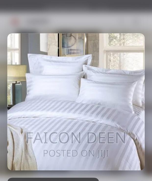 Original White Stripped Hotel Cotton Duvet Set (7 Pcsset · Photo 1