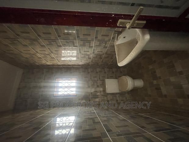 2bdrm Apartment in Lashibi, Spintex for rent · Photo 8