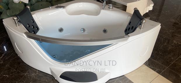 Jacuzzi 8928 · Photo 3