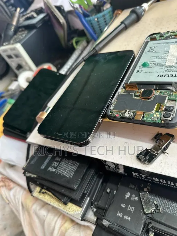 iPhone Repairs Remote Formatting Gevey Bypass Face Id Part Replacement · Photo 1