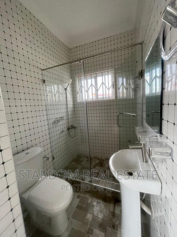 3bdrm Duplex in Spintex for rent · Photo 4