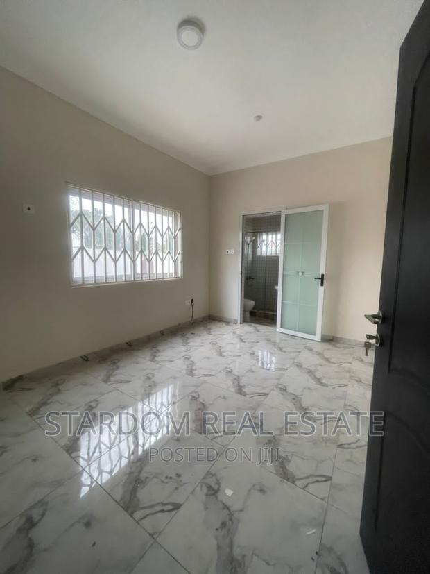 3bdrm Duplex in Spintex for rent · Photo 5
