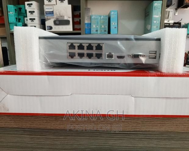 Hikvision 8ch Poe NVR Ds-7108ni-Q1/8p/M · Photo 4