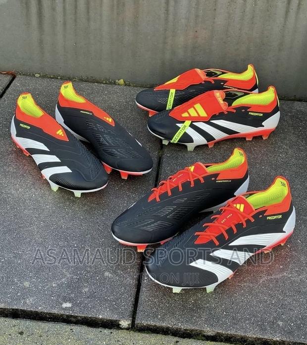 Original New Adidas Predator Football Boot · Photo 2
