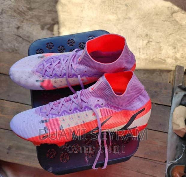 Football Boots · Photo 5