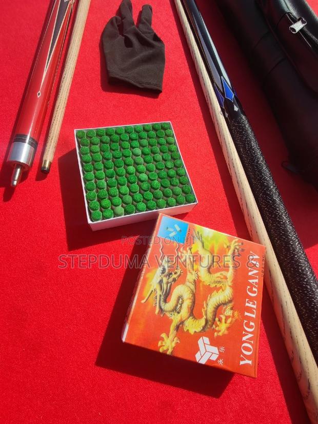 Snooker Stick With It's Bag and Glove · Photo 5