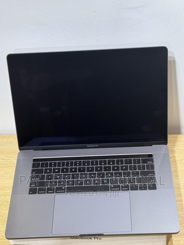 Laptop Apple MacBook Pro 2019 16GB Intel Core i7 SSD 512GB · Photo 1