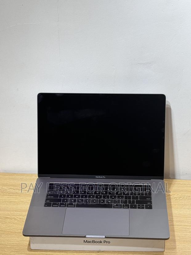 Laptop Apple MacBook Pro 2019 16GB Intel Core i7 SSD 512GB · Photo 3