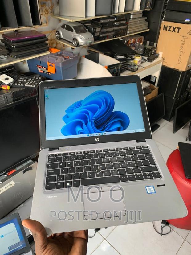 Laptop HP 430 G3 8GB Intel Core i5 SSD 256GB · Photo 1