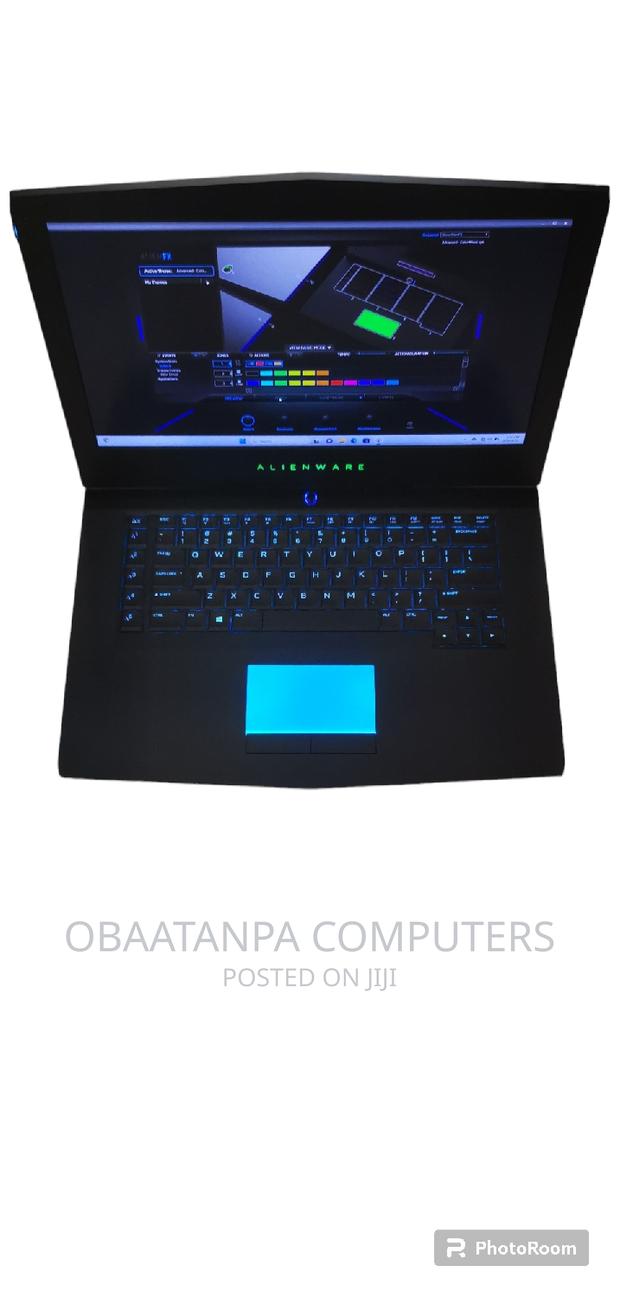 Laptop Dell Alienware 15 R3 16GB Intel Core i7 HDD+SSD 1T · Photo 3
