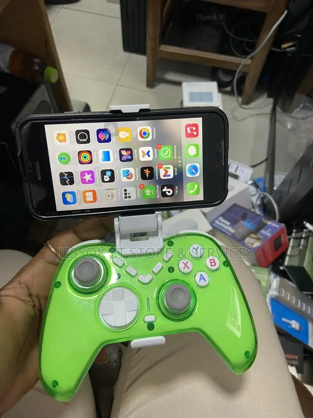 X6 Wireless Controller for Phones and PC · Photo 1