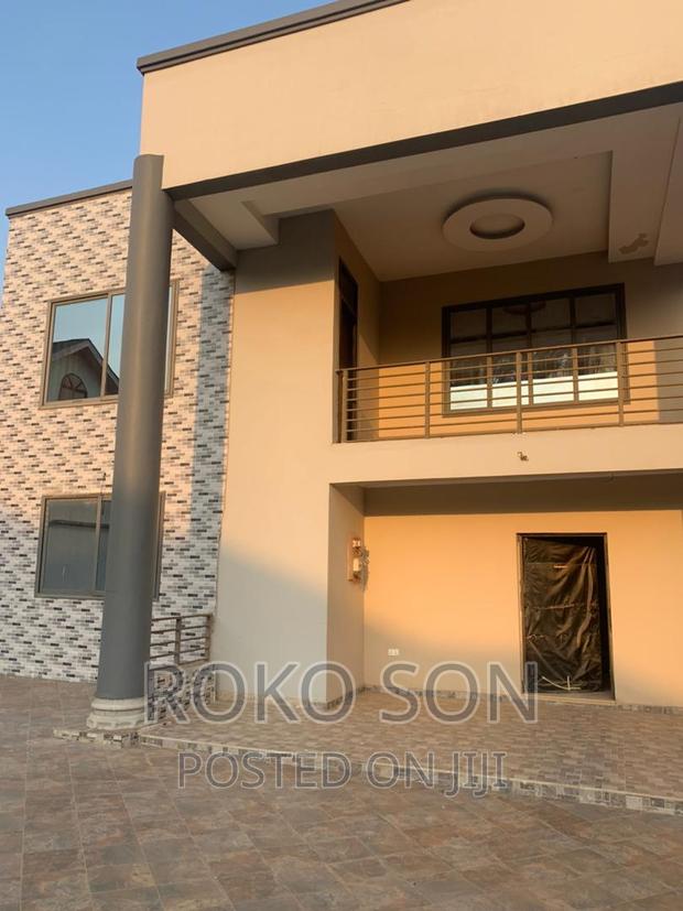 4bdrm Duplex in Dr Roko, East Legon for rent · Photo 3