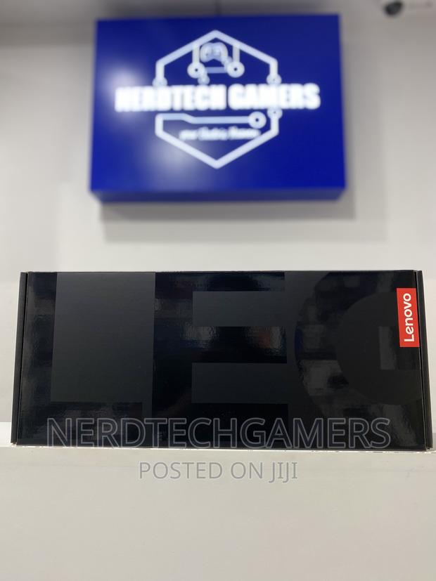 Lenovo Legion Go, Handheld Gaming With 512g · Photo 3