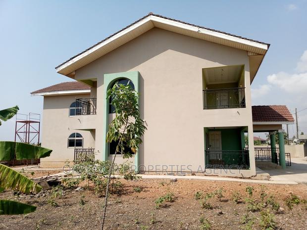 6bdrm House in Kpone, Tema Metropolitan for rent · Photo 3