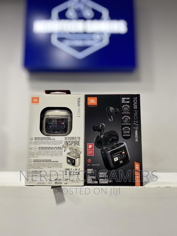 JBL Tour PRO 2 · Photo 1