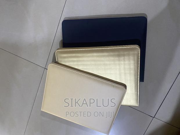 Executive Certificate Folder · Photo 1