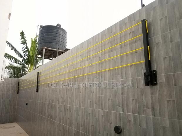 Upward Folding Drying Line · Photo 2