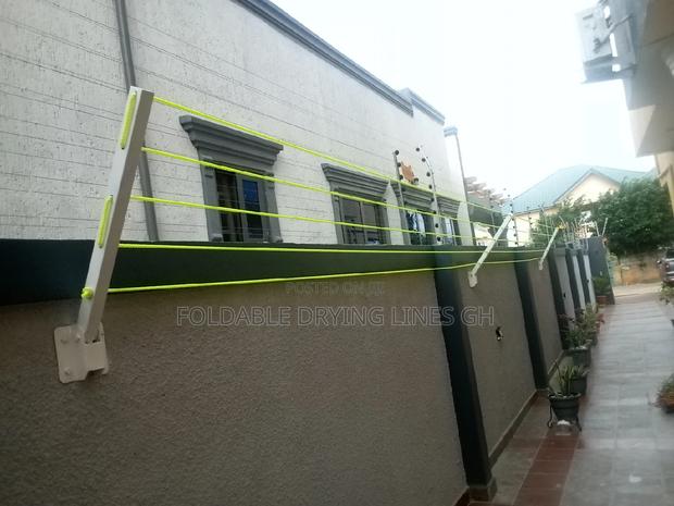 Retractable Drying Line · Photo 8