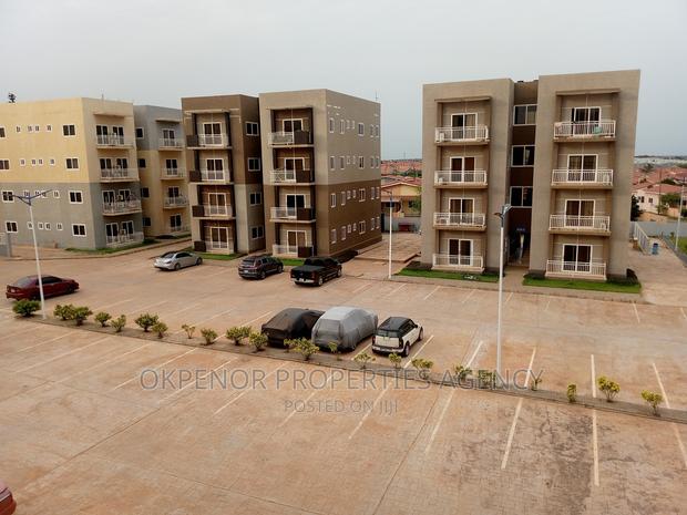 2bdrm Apartment in Tema Com25 for rent · Photo 2