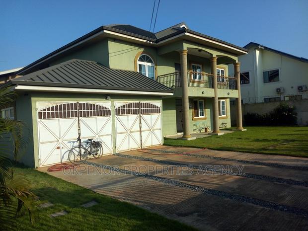 5bdrm House in Com25, Tema Metropolitan for rent · Photo 3
