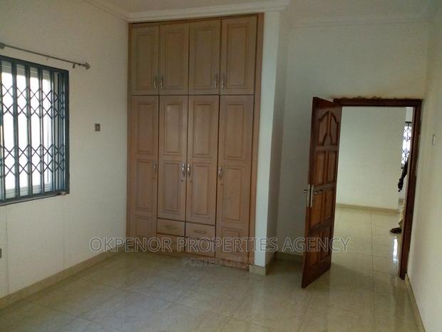 5bdrm House in Com25, Tema Metropolitan for rent · Photo 6