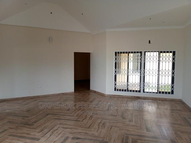 4bdrm House in Comm25, Tema Metropolitan for sale · Photo 7