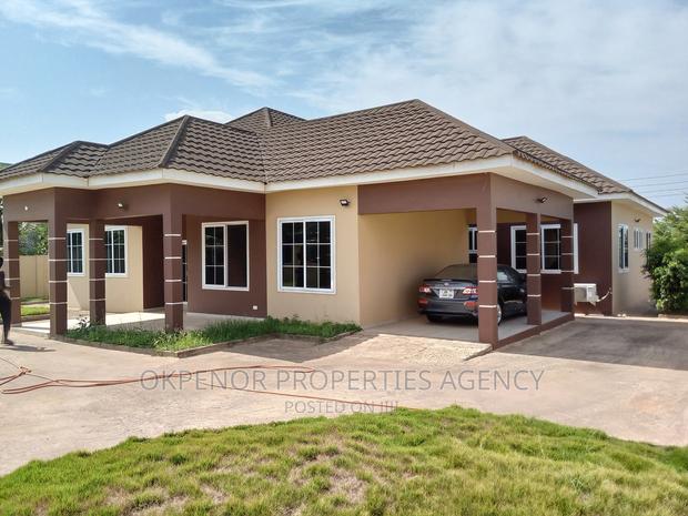 5bdrm House in Devtraco Estate, Tema Metropolitan for sale · Photo 2