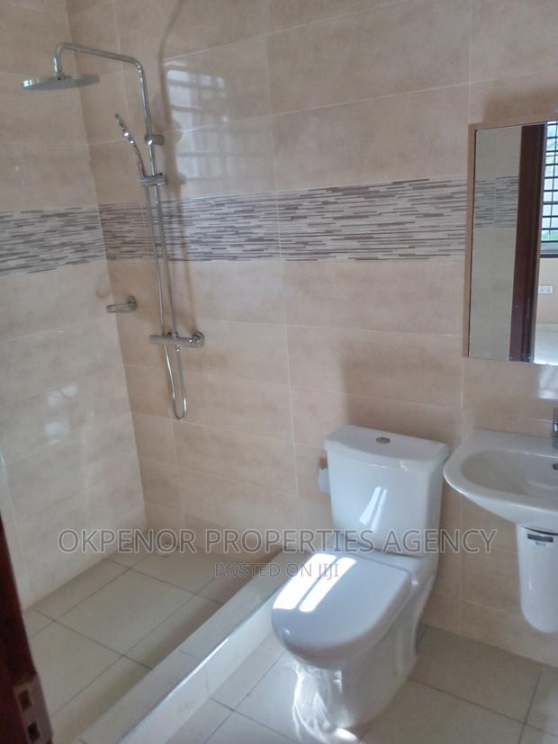 5bdrm House in Devtraco Estate, Tema Metropolitan for sale · Photo 8
